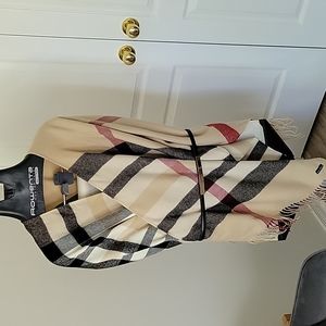 Fraas Made in Germany Pancho Wrap Shawl